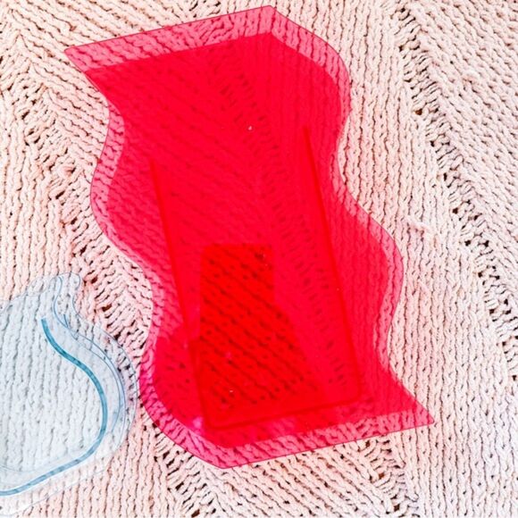 dopamine decor 2 funky vases - Picture 2 of 5